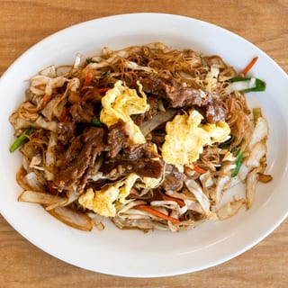 BEEF RICE NOODLES