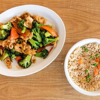 L-CHICKEN BROCCOLI