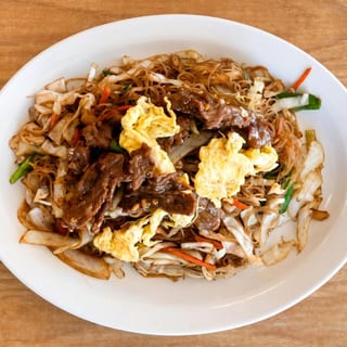 BEEF RICE NOODLES