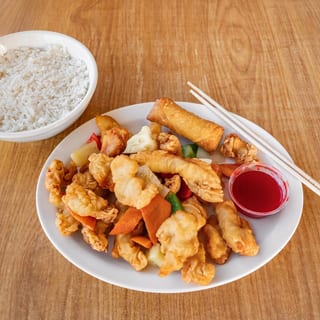 SWEET & SOUR CHICKEN